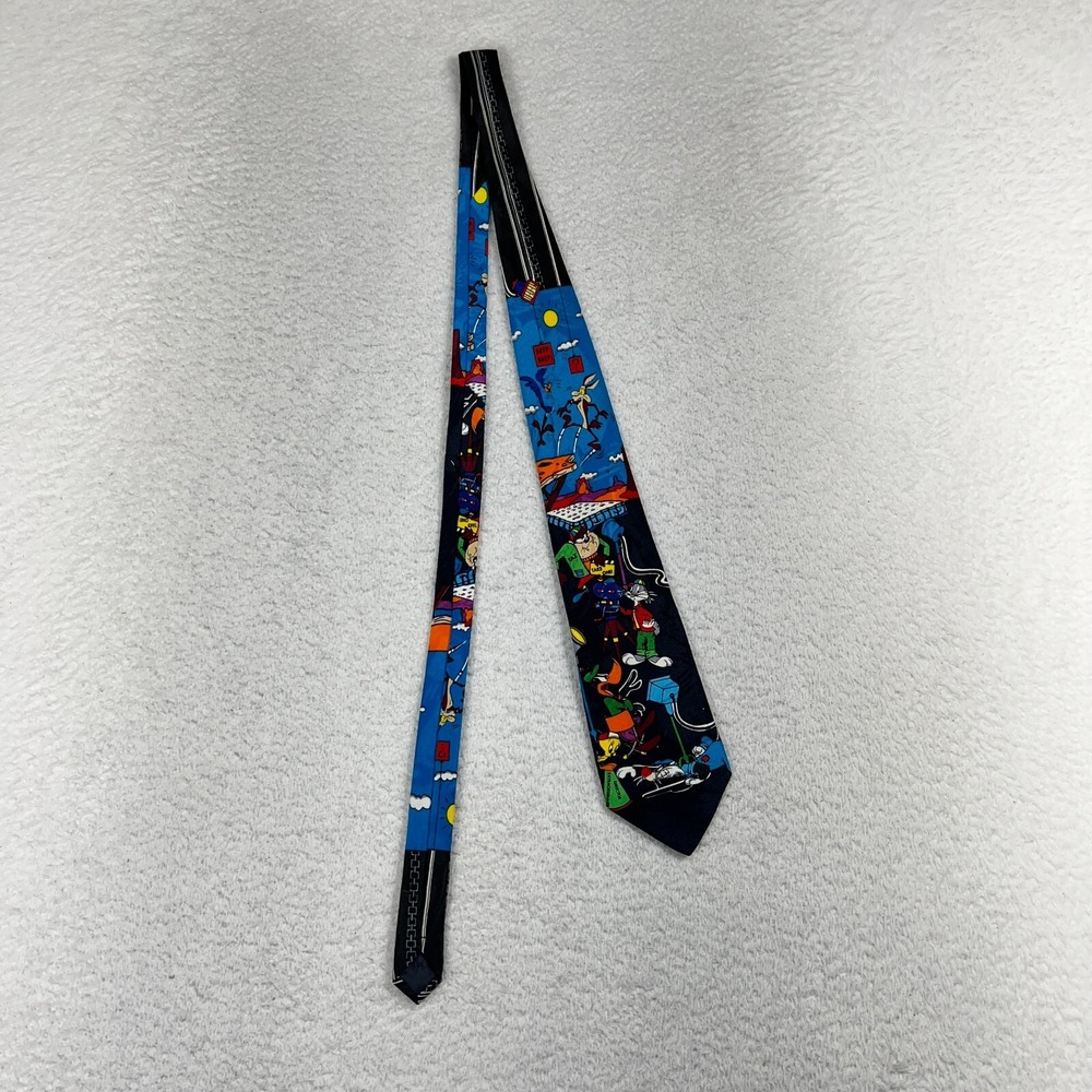 Looney Tunes Mania, Polyester Tie 1993 59" Bugs Coyote Taz Road Runner Movie Set